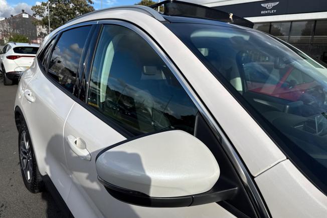 FORD Kuga Photo 20