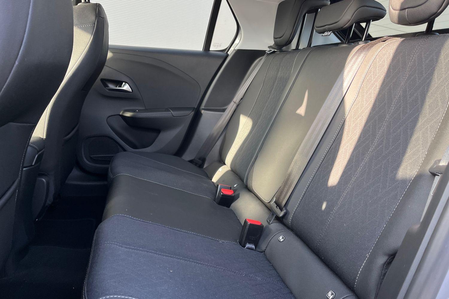 Vauxhall CORSA Photo 19
