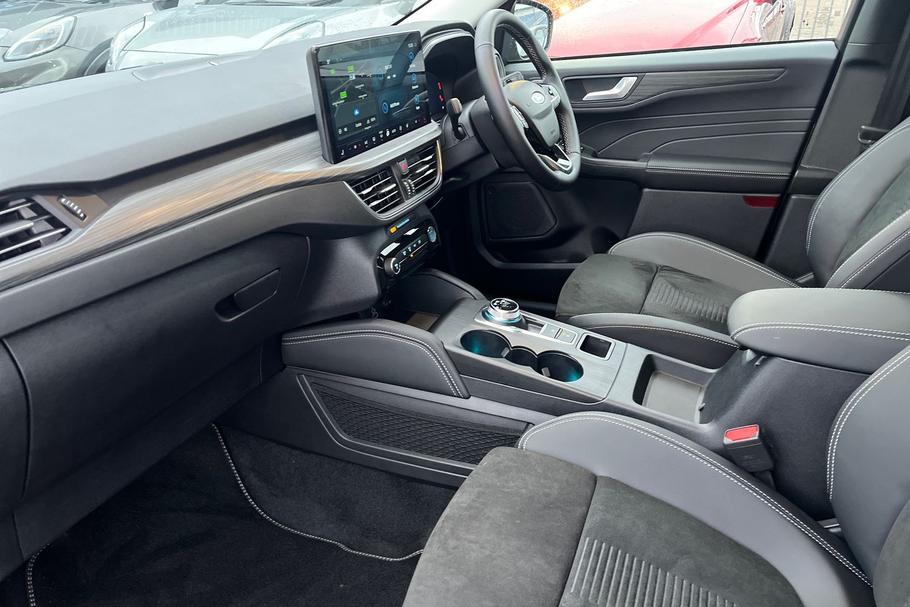 Used Ford KUGA AO25KVC 18