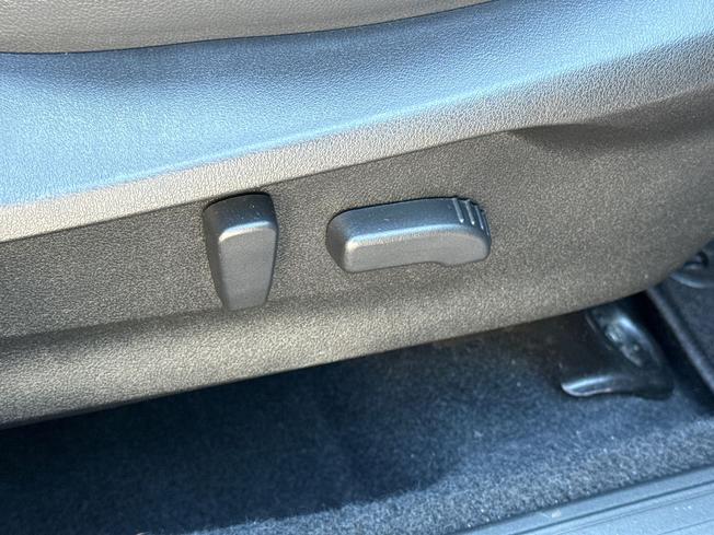 SUBARU Forester Photo 51