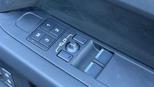 Land Rover Defender Photo autoimg-1c70f551cc712b0b065aae8e8fd54210e4b28690.jpg
