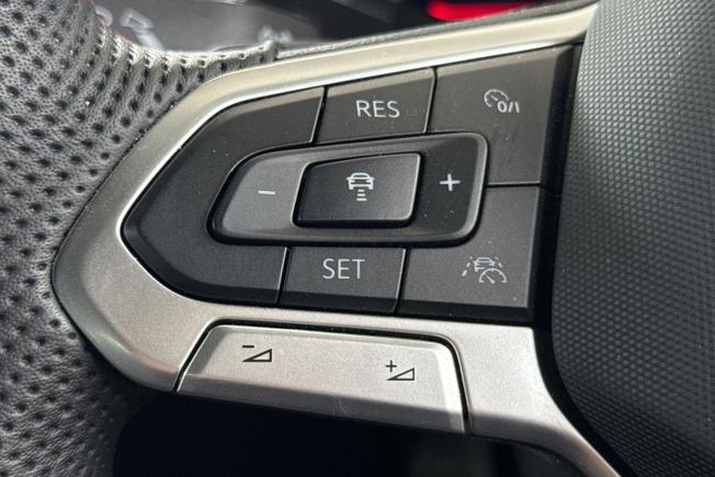 VOLKSWAGEN Polo Photo 16