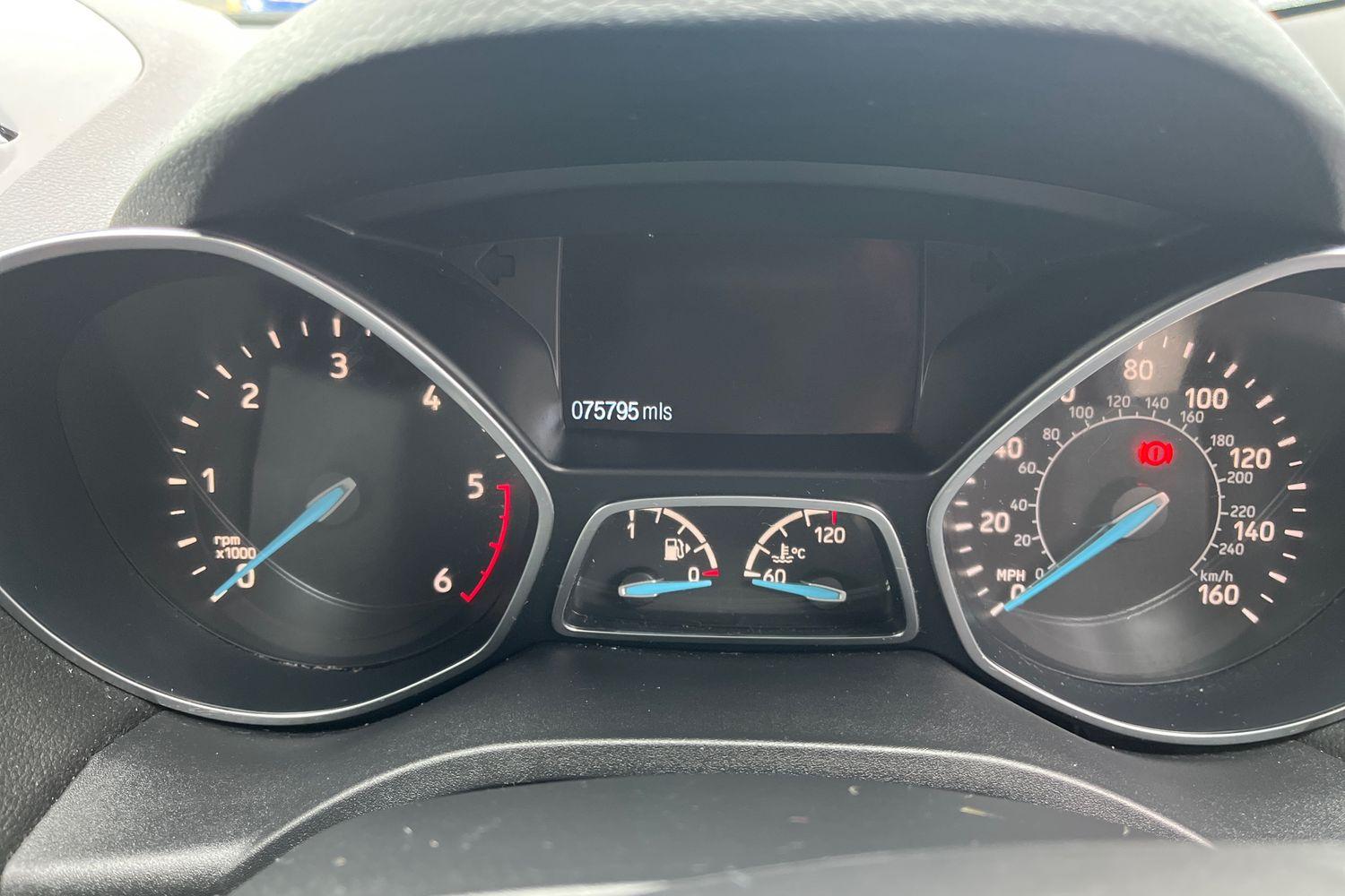 Ford KUGA Photo 11