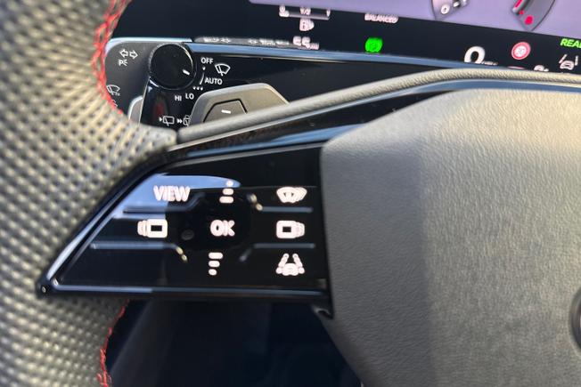 AUDI Q3 Photo 17