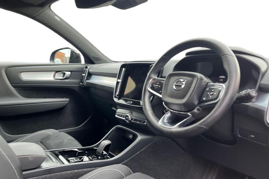 Volvo XC40 Photo autoimg-1c76abe9209e508cc34a90dcc5039c0fded0410a.jpg
