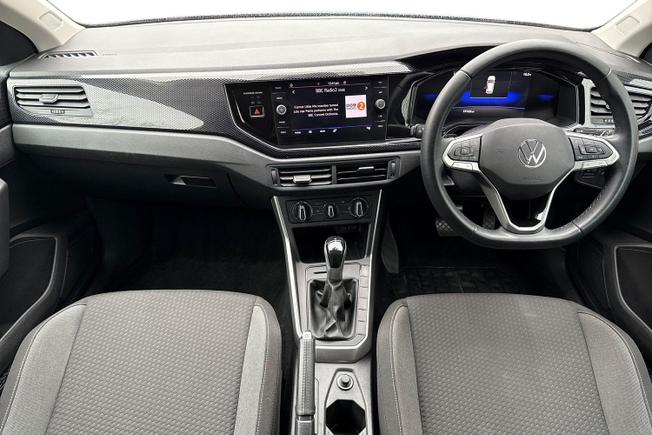 VOLKSWAGEN Polo Photo 10