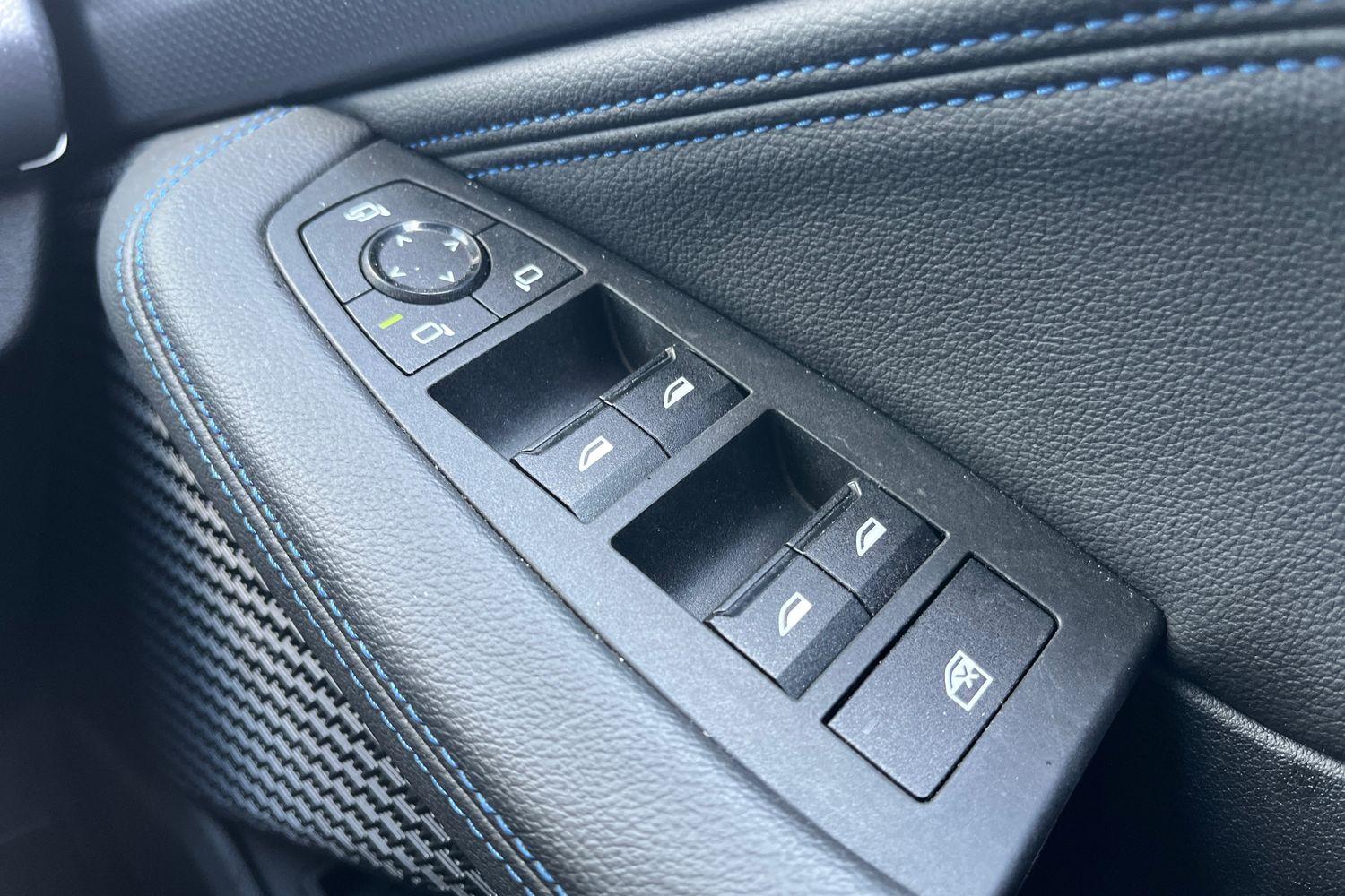 BMW 2 SERIES Photo 15