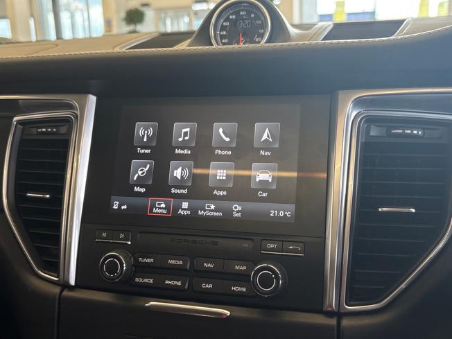 PORSCHE Macan Photo 31
