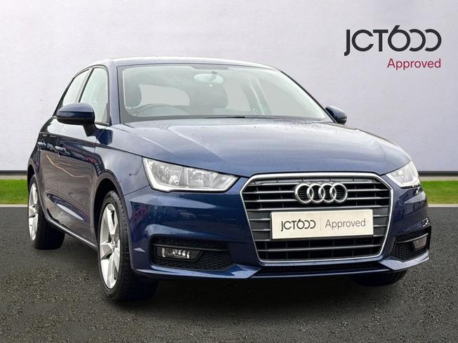 Audi A1 Photo 1