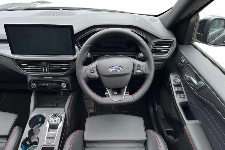 Ford Kuga Photo autoimg-1c8008f165d36fce6cc1f2dd937a9e5cabe8c167.jpg