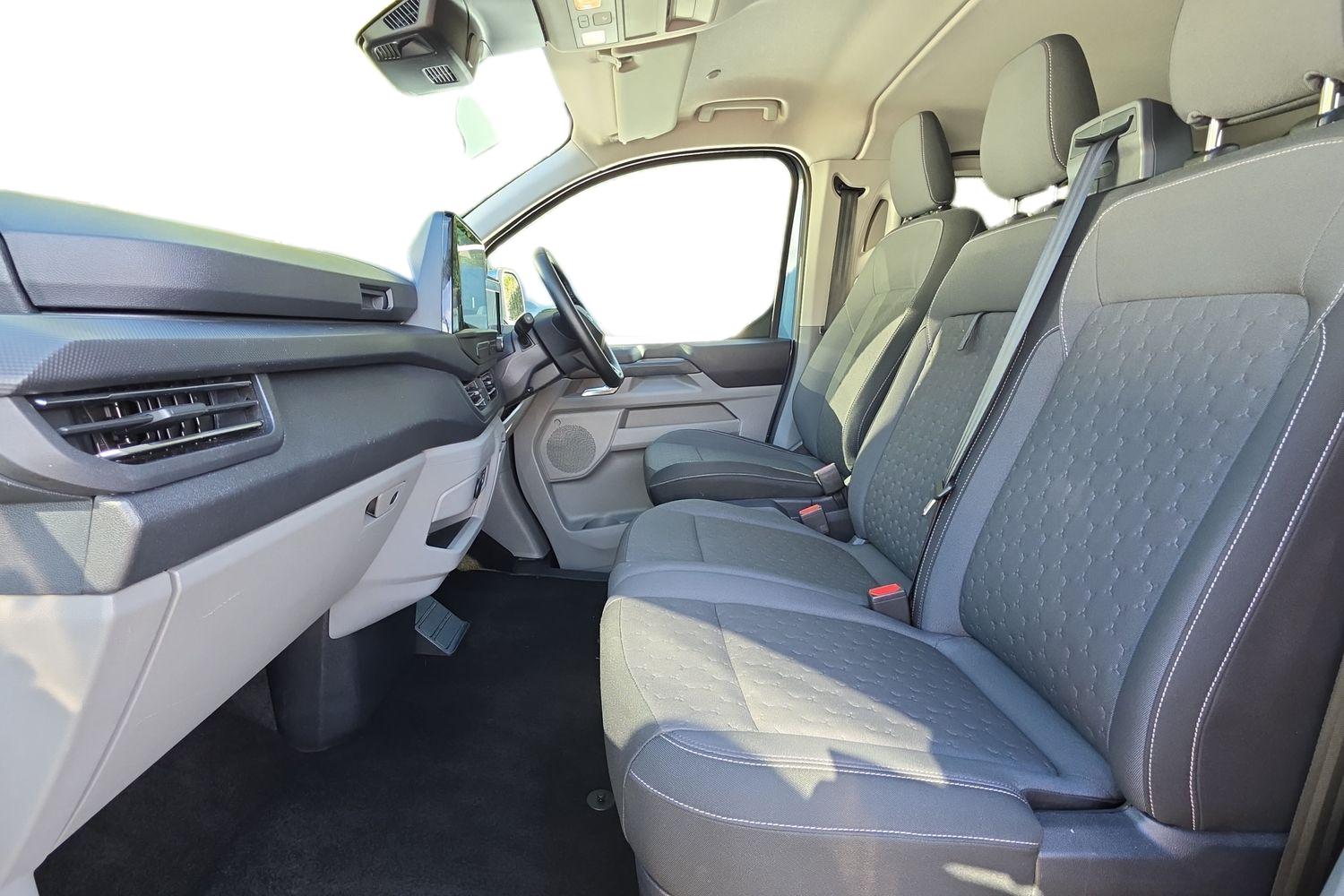 Ford TRANSIT CUSTOM Photo 9