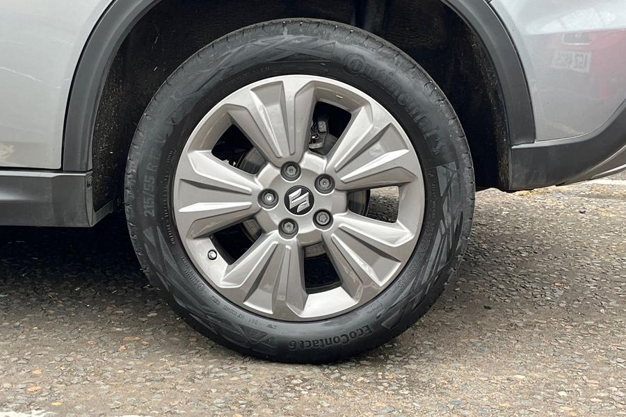 Suzuki Vitara Photo autoimg-1c817be7b0e14193b37abf75f6ac1e25c6a13cbd.jpg