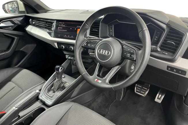 Audi A1 Photo 6