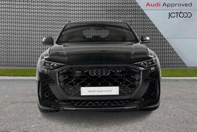 AUDI Rsq8 Photo 8
