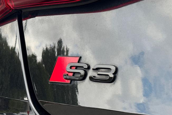 Audi S3 Photo 27