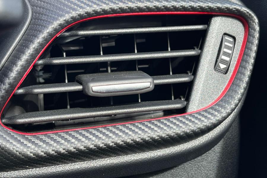 Ford PUMA Photo autoimg-1c8731133588f581952f872f183161d263405814.jpg