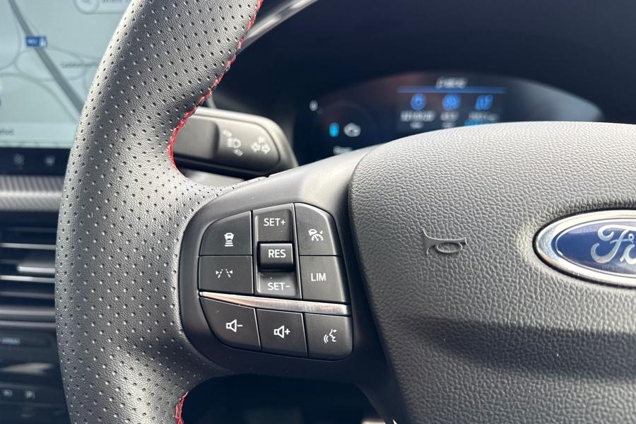 Ford KUGA Photo autoimg-1c8b766298246aa9ea01d208c412d5fadffd2879.jpg