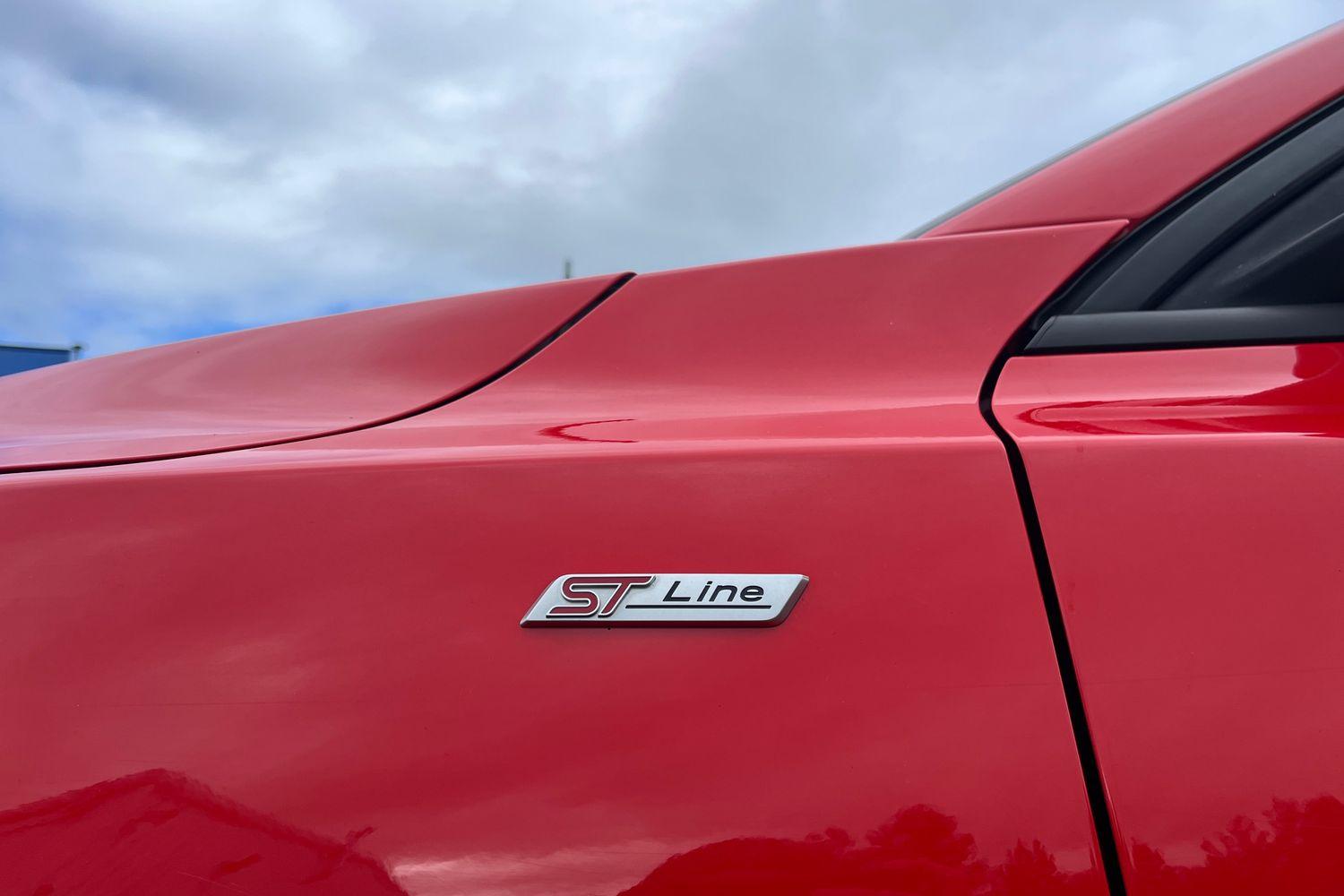 Ford FOCUS Photo 24