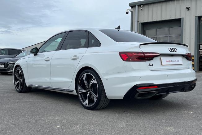 AUDI A4 Photo 55