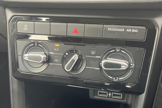 Volkswagen T-Cross Photo 53