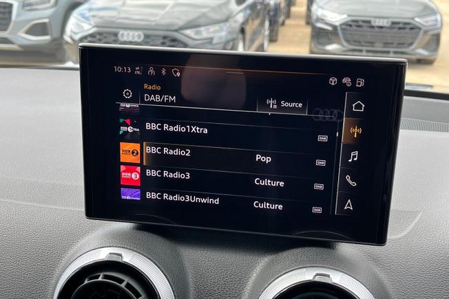 AUDI Q2 Photo 28