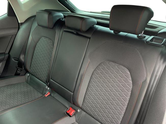 SEAT Leon Photo 9