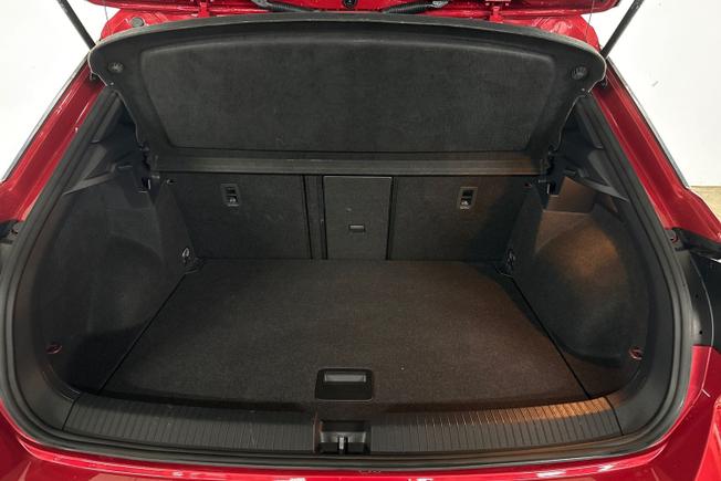 Volkswagen T-Roc Photo 12