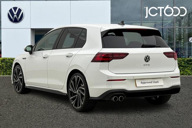 VOLKSWAGEN Golf Photo 3