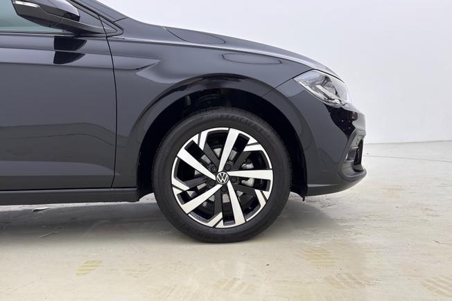 VOLKSWAGEN Polo Photo 5