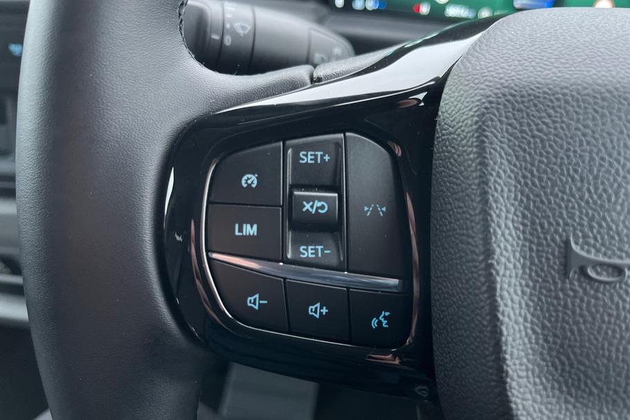 Used Ford TRANSIT CUSTOM 28