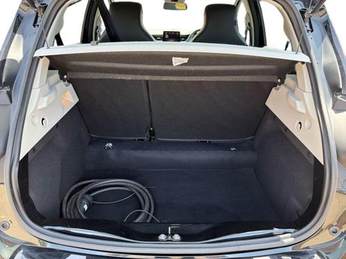 Renault ZOE Photo autoimg-1ca3d65e28cdb686857f9cc2a7e44e022da8cad3.jpg
