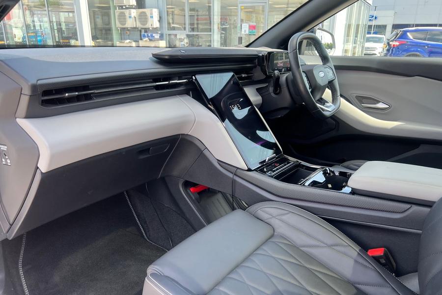 Ford Explorer Photo autoimg-1ca9903e8b794c3b86d265e4ac9dc578e1338300.jpg