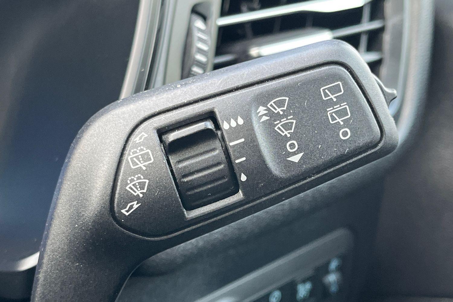 Ford KUGA Photo 14
