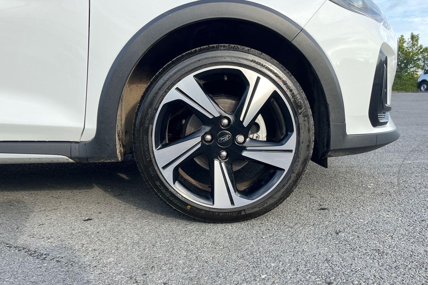 Ford FIESTA Photo 7