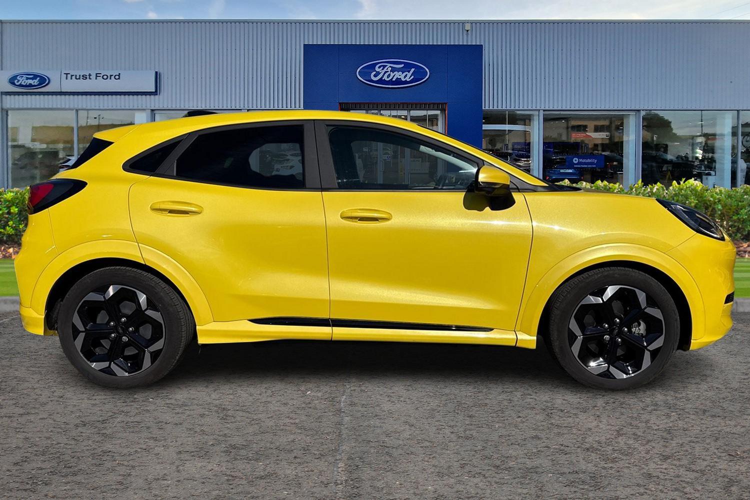 Ford Puma Gen-E Photo 2