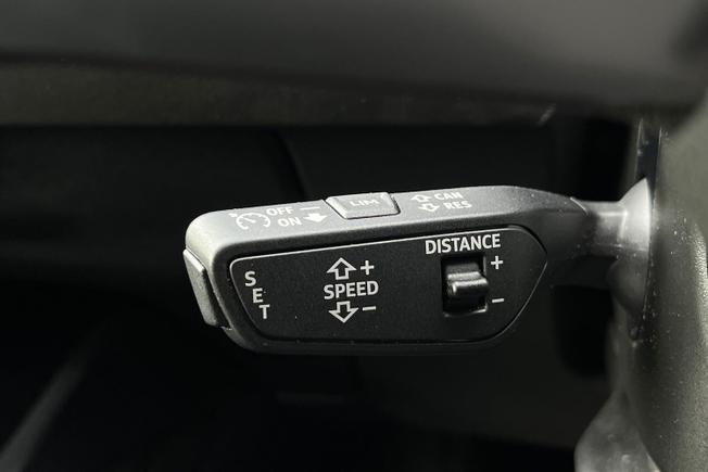 Audi Q4 E-Tron Photo 34