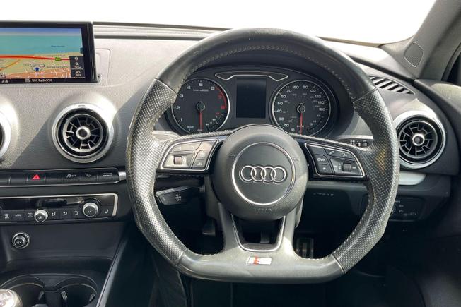 AUDI A3 Photo 11