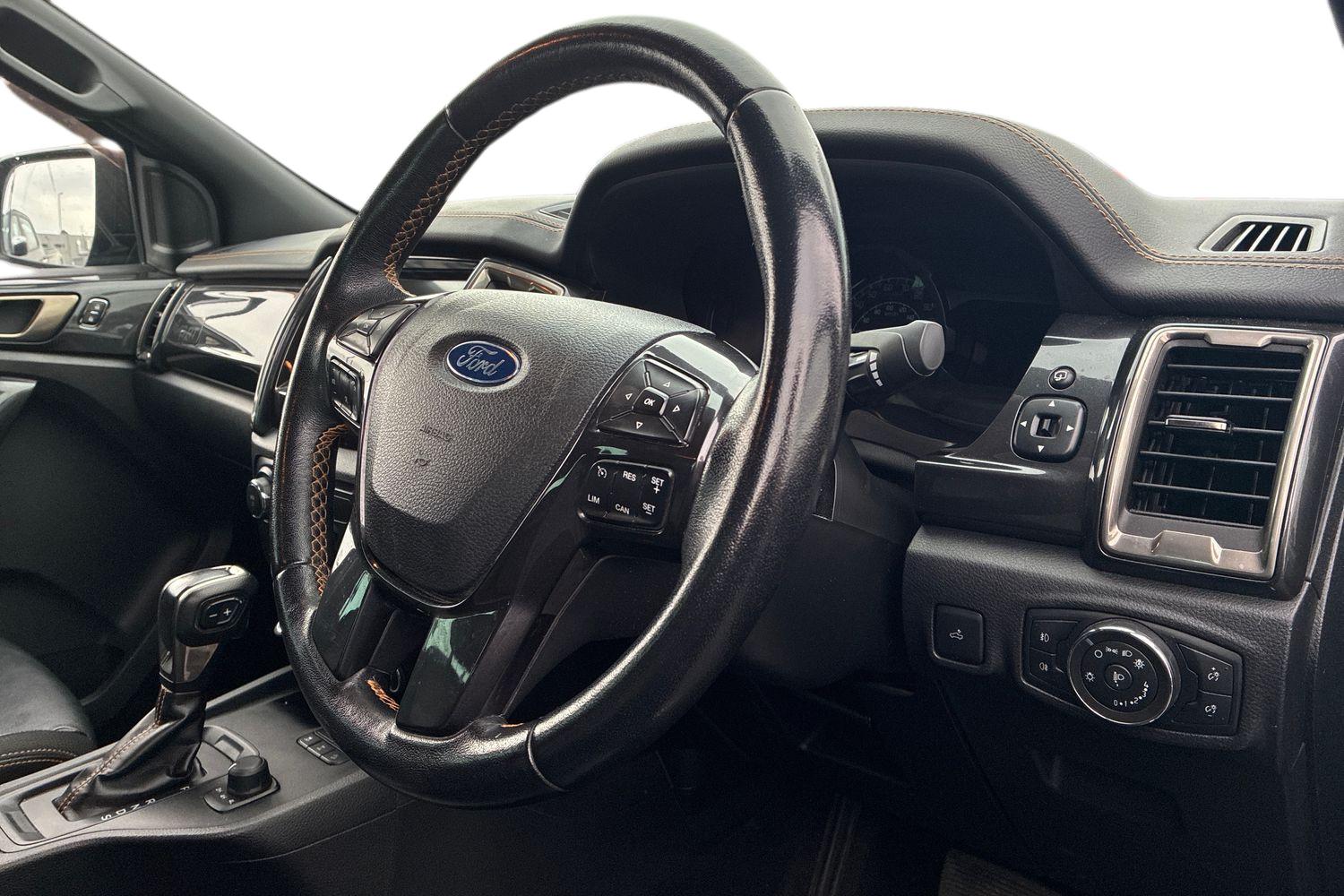 Ford RANGER Photo 13