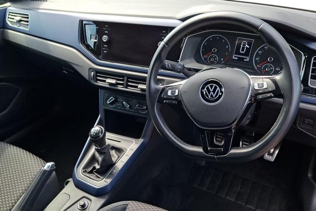 Volkswagen Polo Photo 11