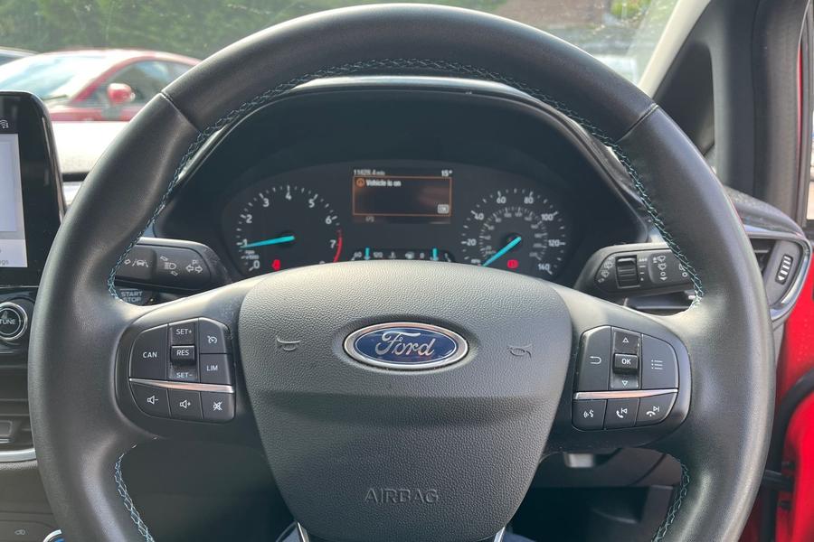 Ford FIESTA Photo autoimg-1cb88a76b9652dec4b26f999abf9ea1f9f2eced4.jpg