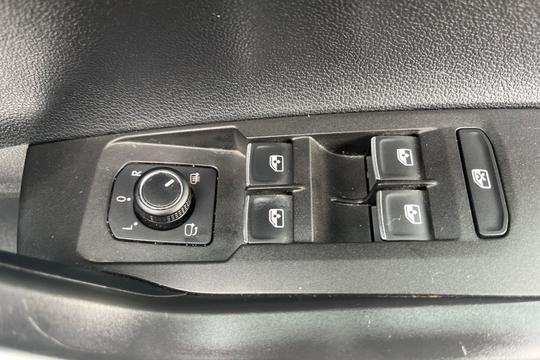 Volkswagen Polo Photo autoimg-1cbbc6b0c477b24aa296beac21e106ca67b72749.jpg