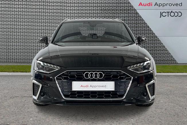 Audi A4 Avant Photo 8