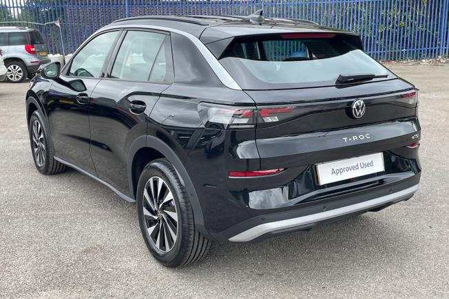 VOLKSWAGEN T-Roc Photo 41