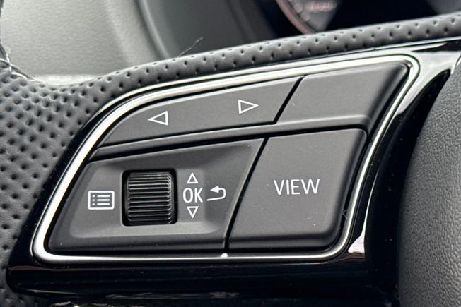 AUDI Q2 Photo 16