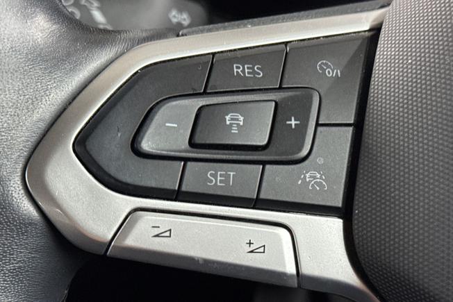 VOLKSWAGEN Polo Photo 16