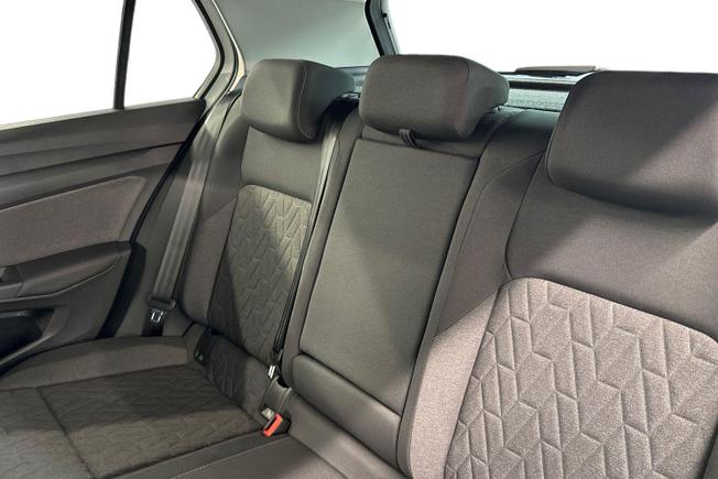 VOLKSWAGEN Golf Photo 9