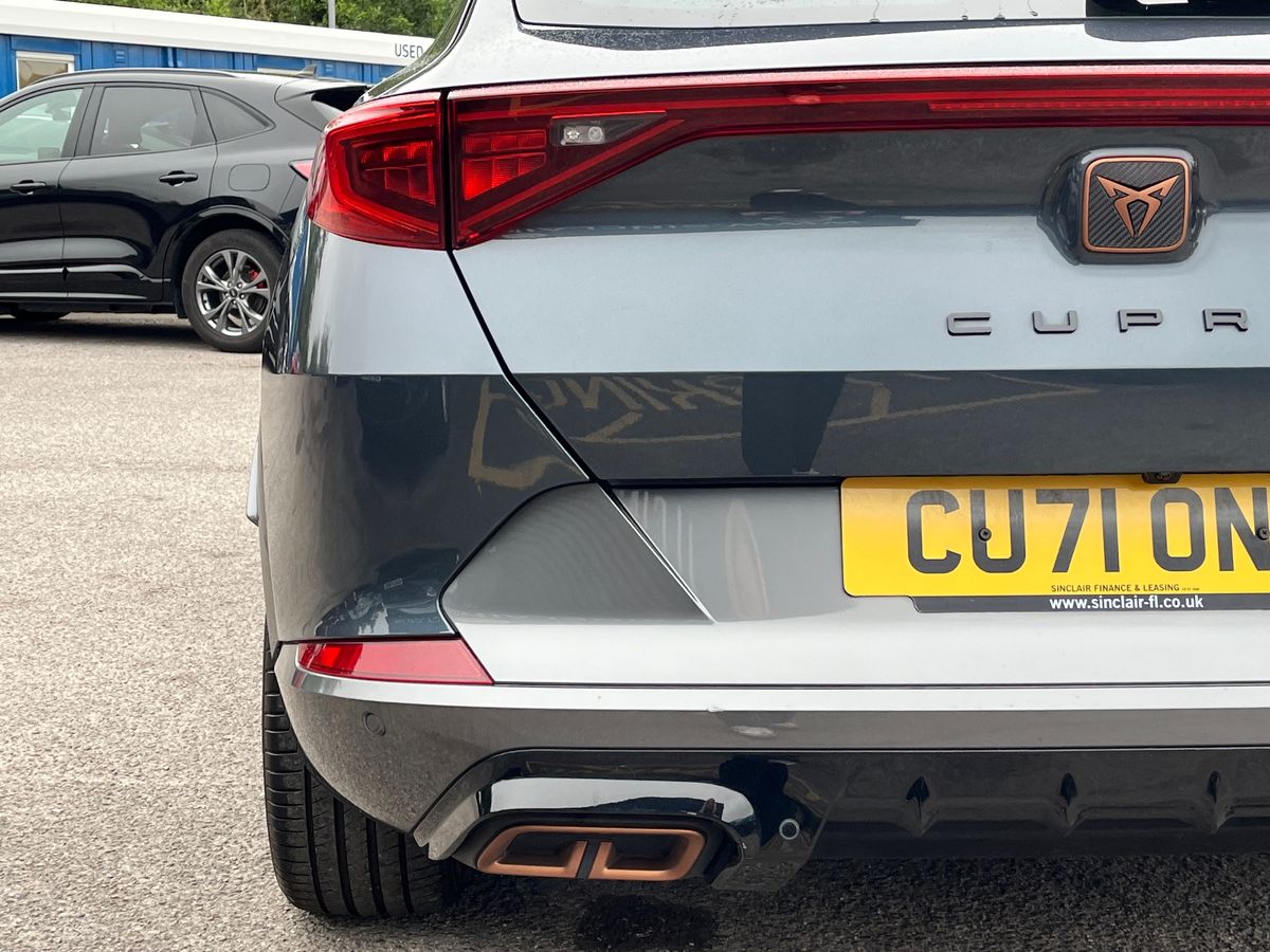 CUPRA Formentor Photo 18