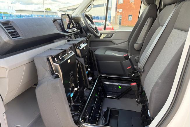 VOLKSWAGEN Crafter Photo 47