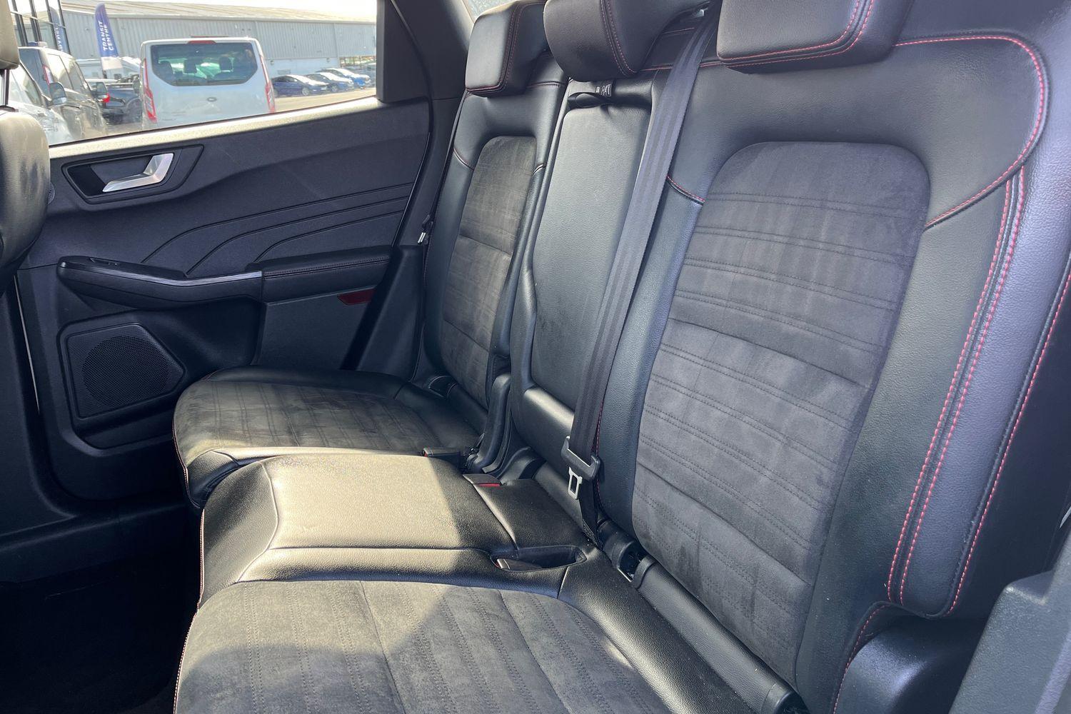 Ford KUGA Photo 19