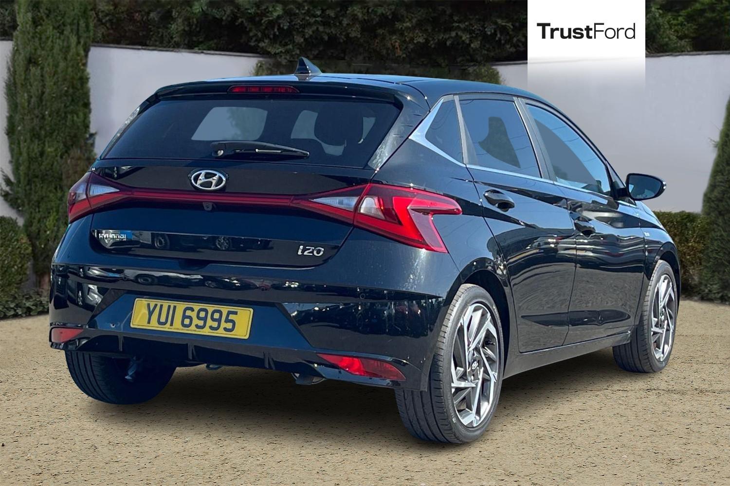 Hyundai i20 Photo 3
